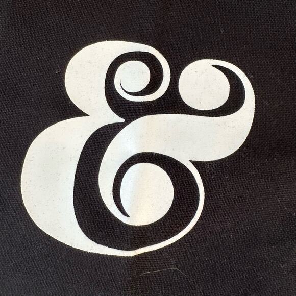 Kate Spade New York Set Of 2 Black Ampersand "&" Cloth Wedding Napkins - Picture 2 of 9